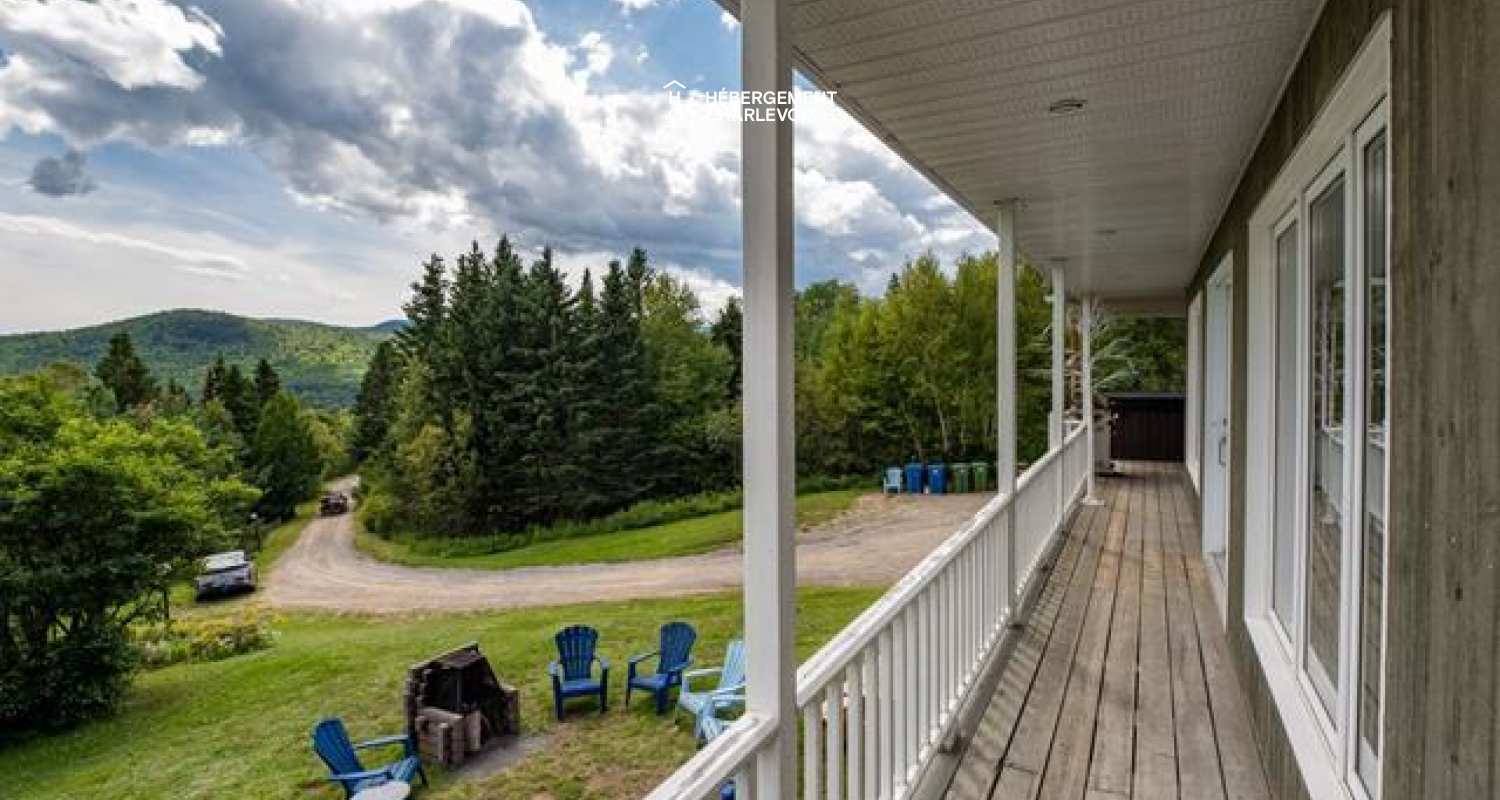 ATM-279 - Inviting Villa with breathaking views: Perfect for gatherings and exploring beautiful Charlevoix!